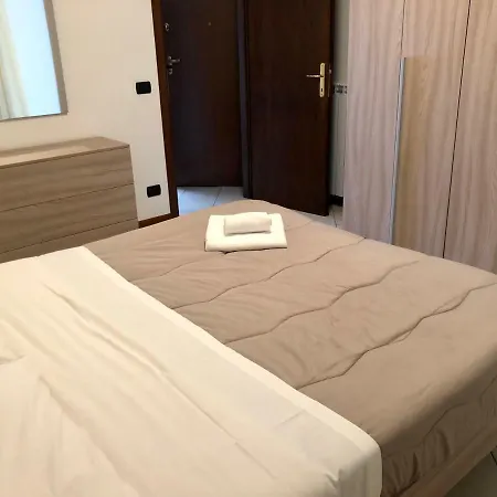 Le Camelie, Mazzini 1 * Baveno
