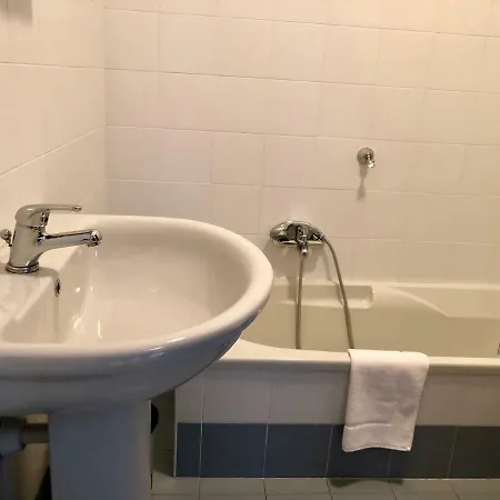 Apartamento Le Camelie, Mazzini 1 *