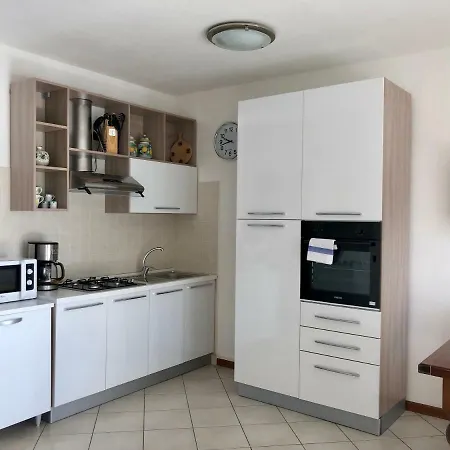 Apartamento Le Camelie, Mazzini 1 *